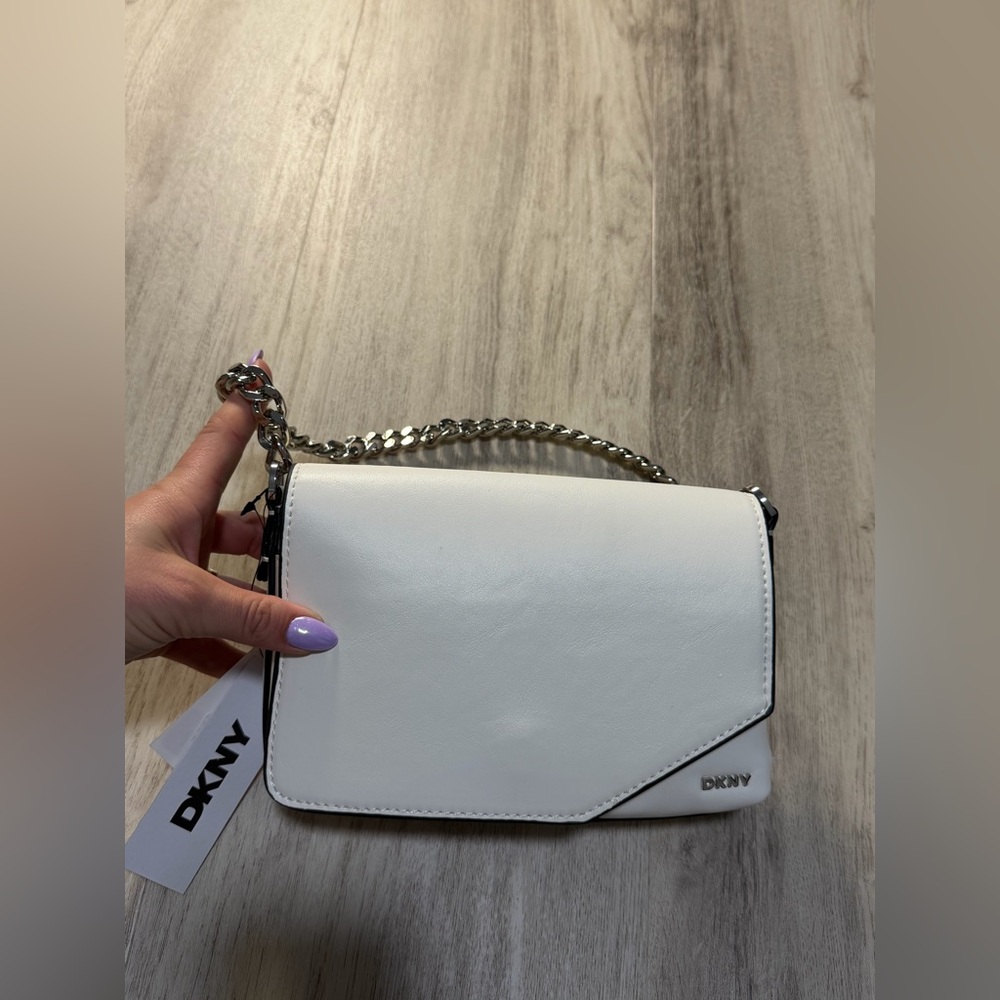 DKNY White Crossbody Bag with Silver Chain